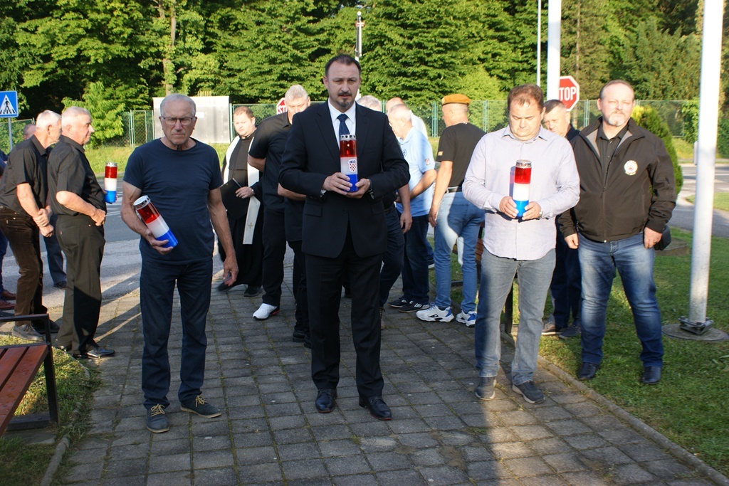 Foto Polaganjem vijenaca Grad Novi Marof obilježio Dan državnosti